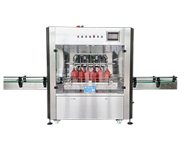 這才是真正的“加油”現(xiàn)場！食用油灌裝機正在現(xiàn)場加油